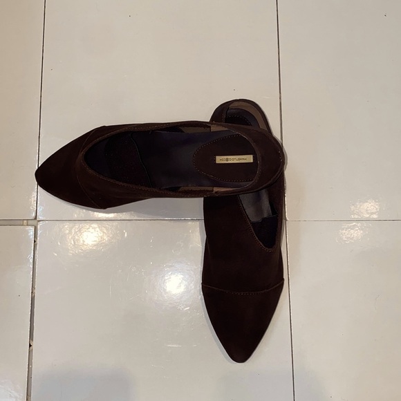 Max Studio Lively 2 dark brown 💯 suede flats. Traction bottom. Size 7.NWT/ box - Picture 11 of 14